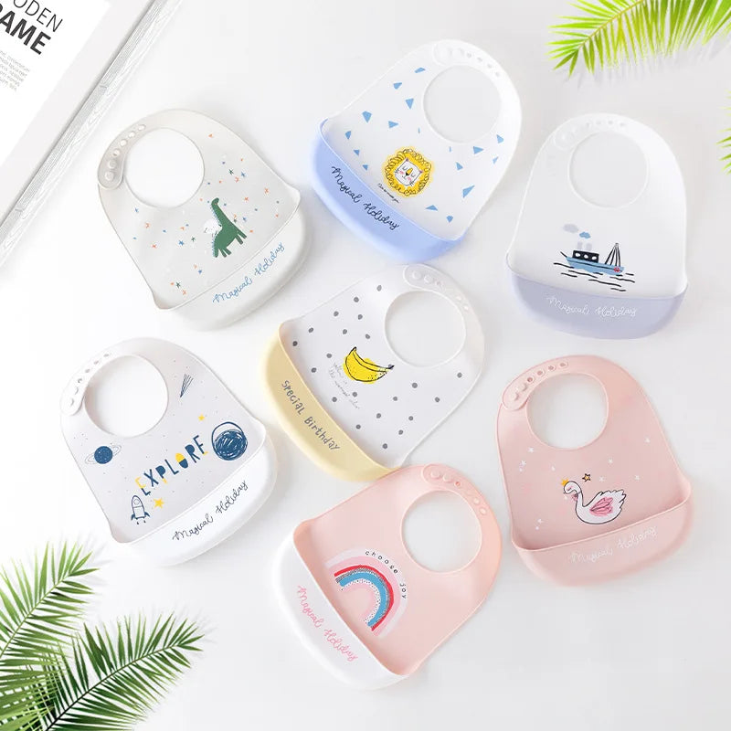 Babero de silicona para bebé, Baberos impermeables con goteo de Saliva y plátano, delantales comestibles suaves para alimentación de recién nacido, bufanda ajustable para eructar para bebé