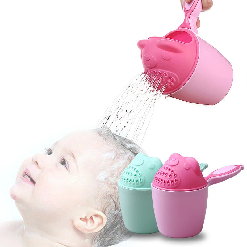 Taza de baño de oso de dibujos animados para bebé, taza de champú para ducha de niño recién nacido, cuchara de agua para ducha de bebé y niño, tazas de lavado de baño para 3 colores, 1 ud.