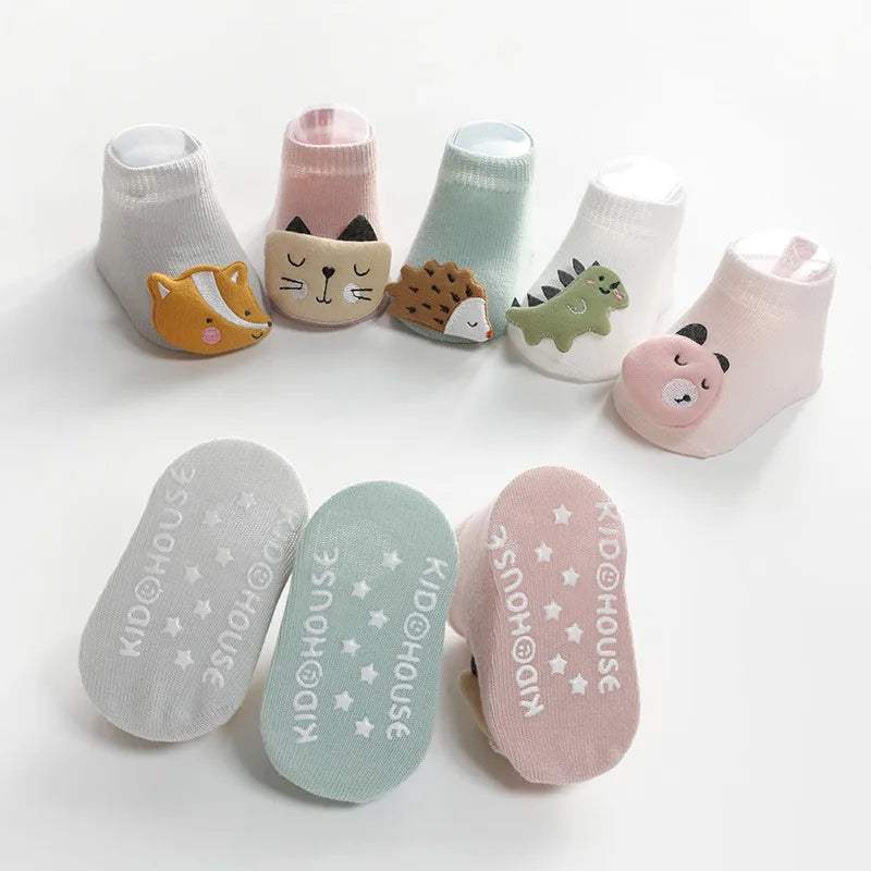 Calcetines bonitos para bebé, niño y niña, dinosaurio/zorro para recién nacido, material barato, calcetines antideslizantes para bebés de 0 a 3 años