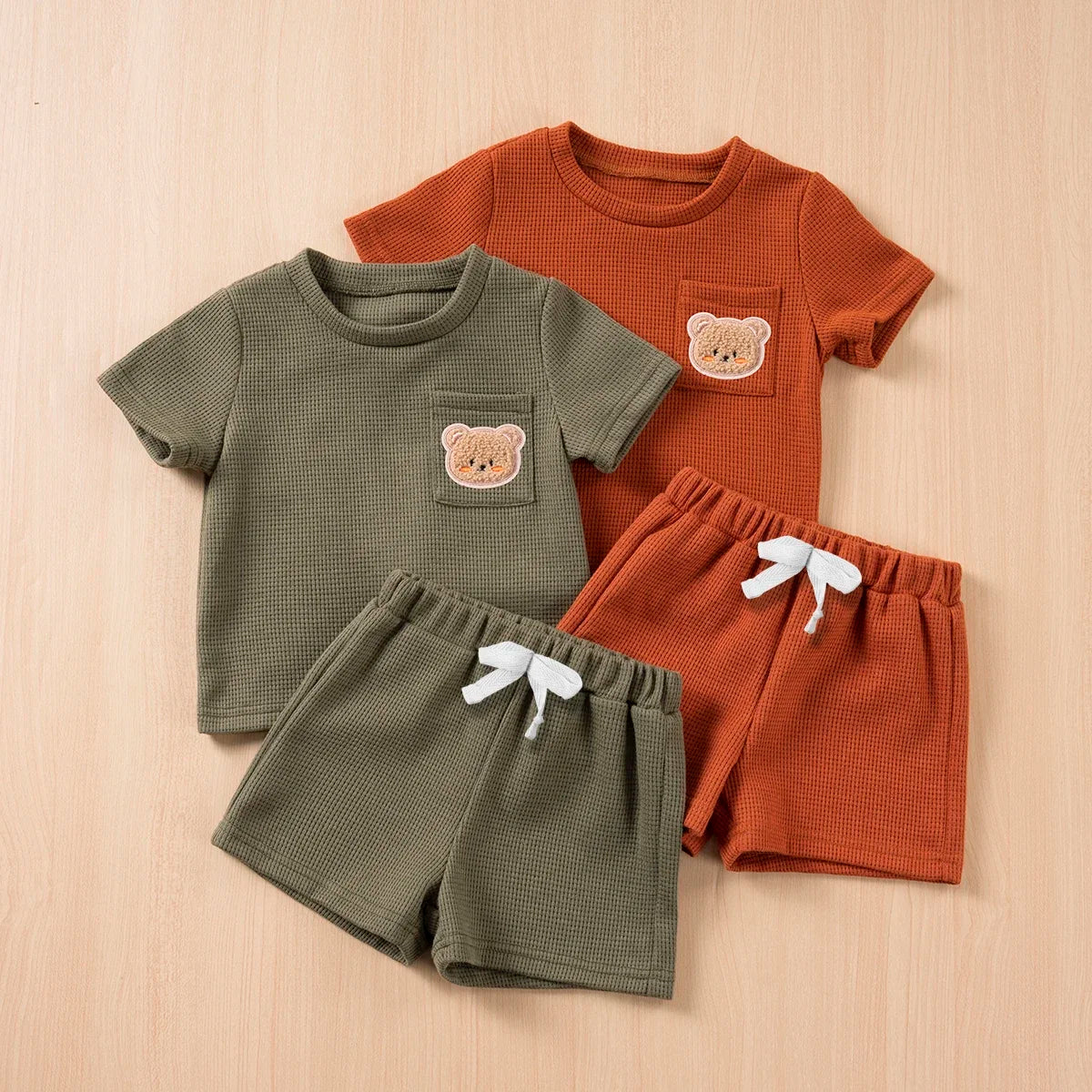 2024 Summer New Kids Suit Toddler Boys Girls Solid Colour Suit Cute Bear Short Sleeve + Breathable Shorts 2pcs Comfortable
