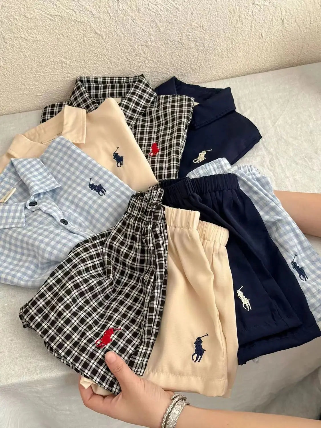 Conjunto de ropa de verano para niños y niñas, Top de manga corta informal, pantalones cortos, trajes de bebé para dos niños