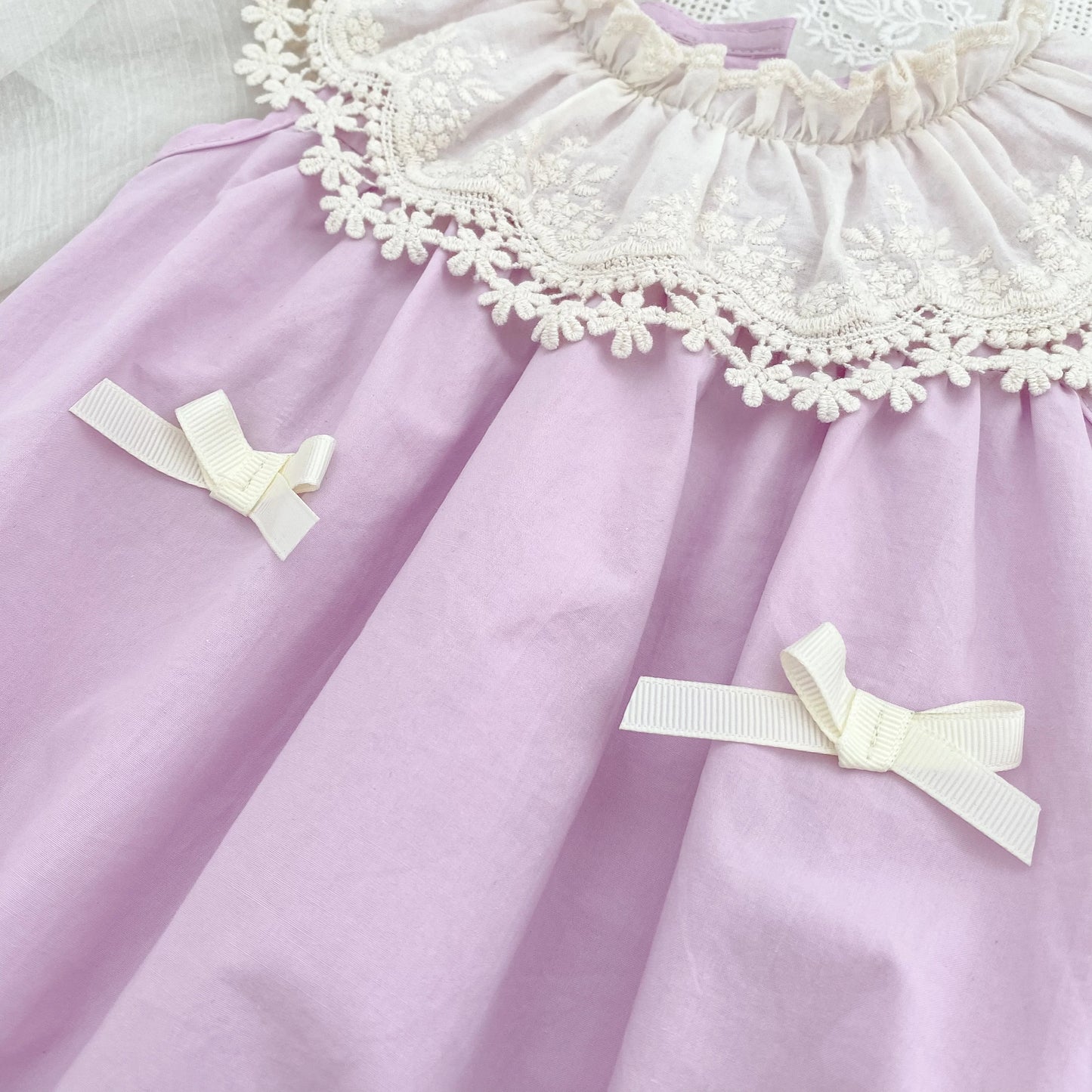 Vestido de encaje con cuello de pétalo para hermanas, peleles para bebés, ropa para niñas, vestido de princesa para fiesta con lazo, ropa dulce y bonita para niños