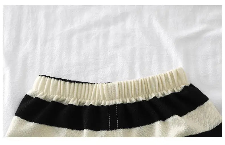 Ropa para niños, traje de manga corta para niños, Top a rayas + Pantalones cortos, camiseta de 2 piezas, ropa de verano para bebés, ropa para niños y niñas