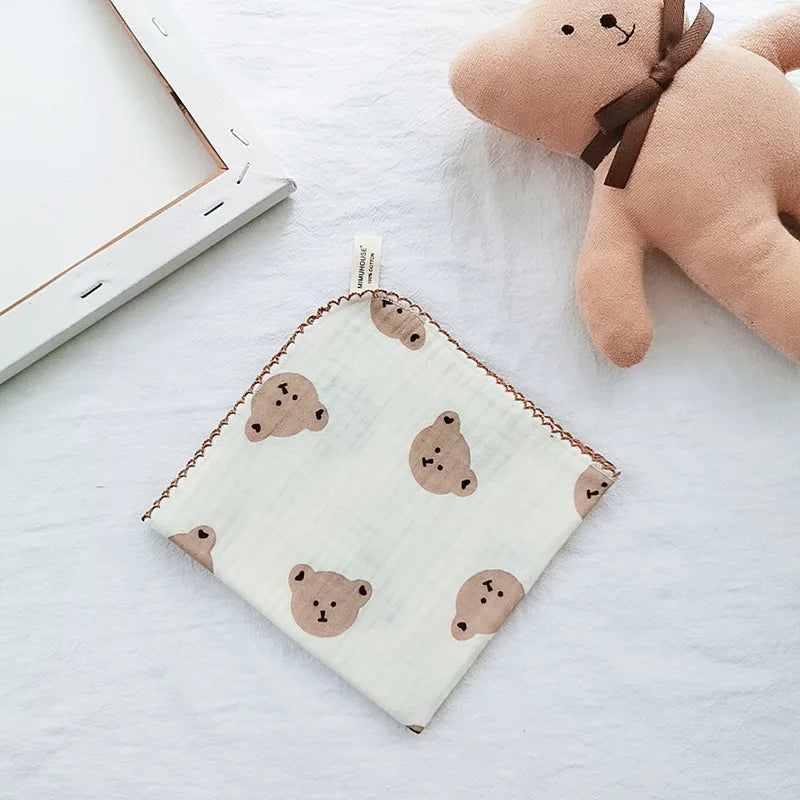 Toalla de algodón para la cara del bebé, artículos para bebé recién nacido, Baberos de muselina de 4 capas para bebé, pañuelo, toalla suave para Saliva, paños triangulares para alimentación y eructar