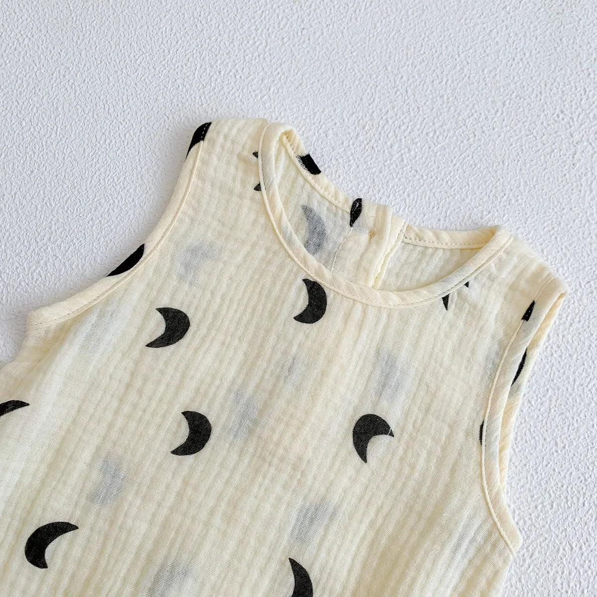 2023 nuevo en verano, trajes de algodón de tela arrugada para bebés recién nacidos, monos informales para niños, monos para niños pequeños