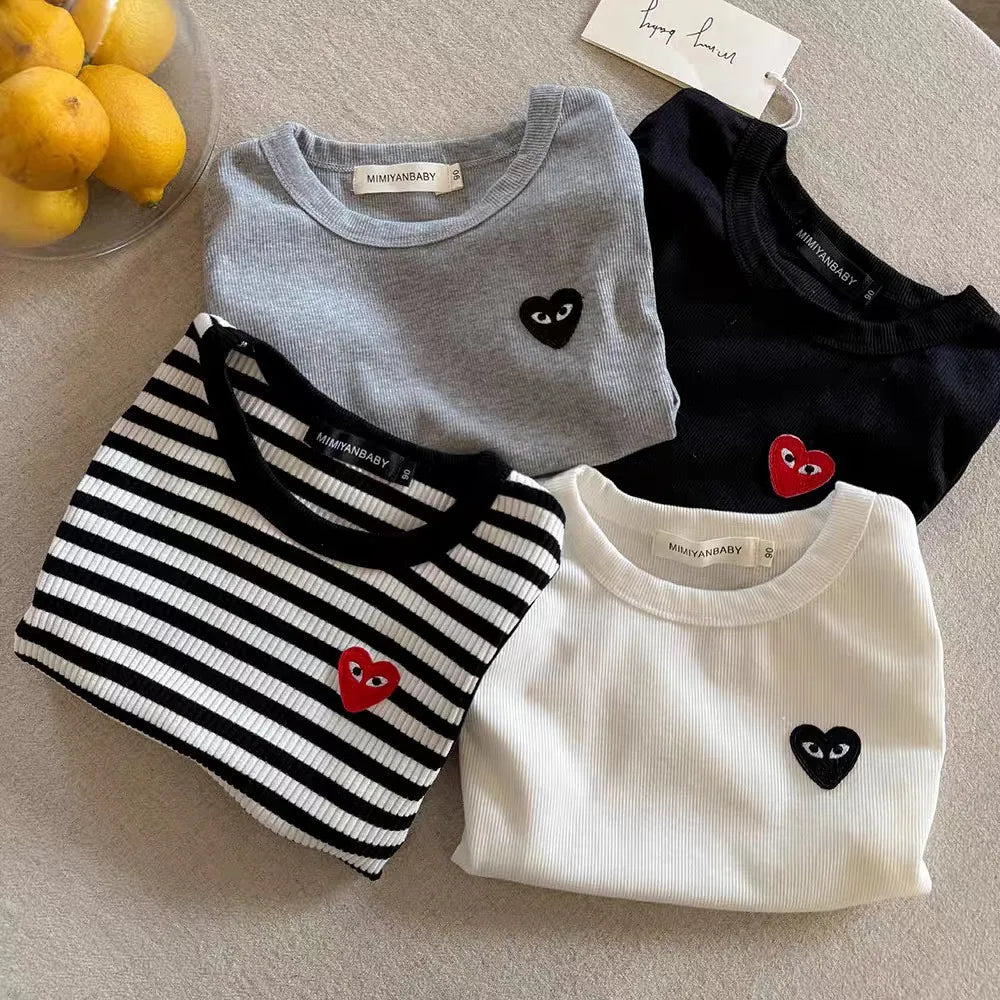 T2667, novedad de verano, chaleco sin mangas para niños, ropa de trabajo a rayas con corazón de amor para bebés, camiseta para niños pequeños de estilo fino