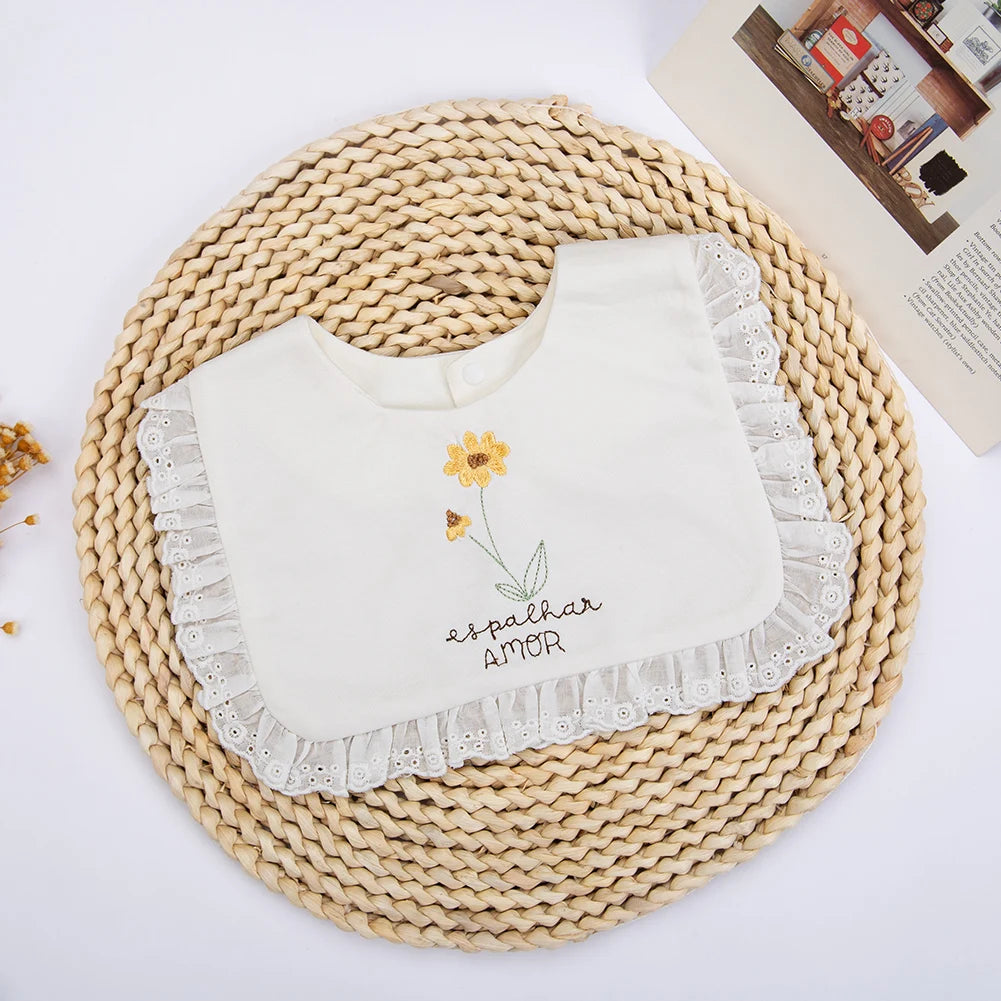 Baberos de algodón para bebés, niños y niñas, toalla de Saliva bordada con flores y zorro, paño para eructar para alimentación infantil, bufanda cuadrada coreana con lazo negro
