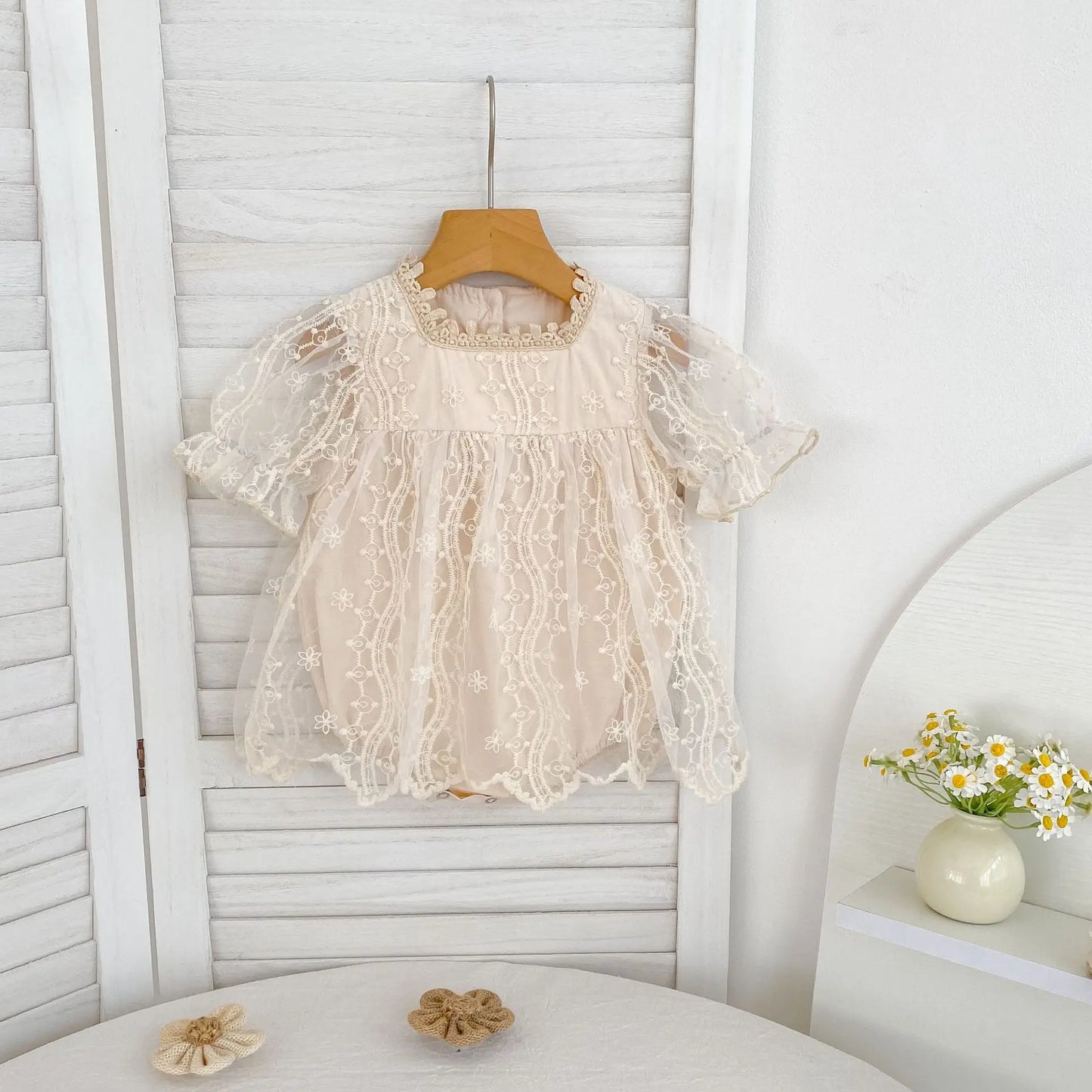 Nuevo vestido de hermanas para niñas pequeñas, vestidos de princesa de encaje, traje de verano para niñas, ropa infantil de algodón para hermanas gemelas