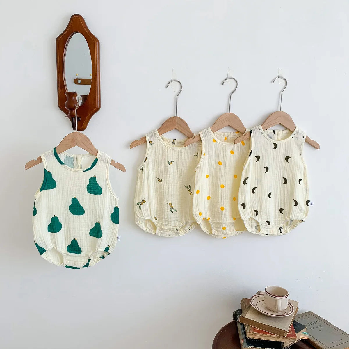 2023 nuevo en verano, trajes de algodón de tela arrugada para bebés recién nacidos, monos informales para niños, monos para niños pequeños