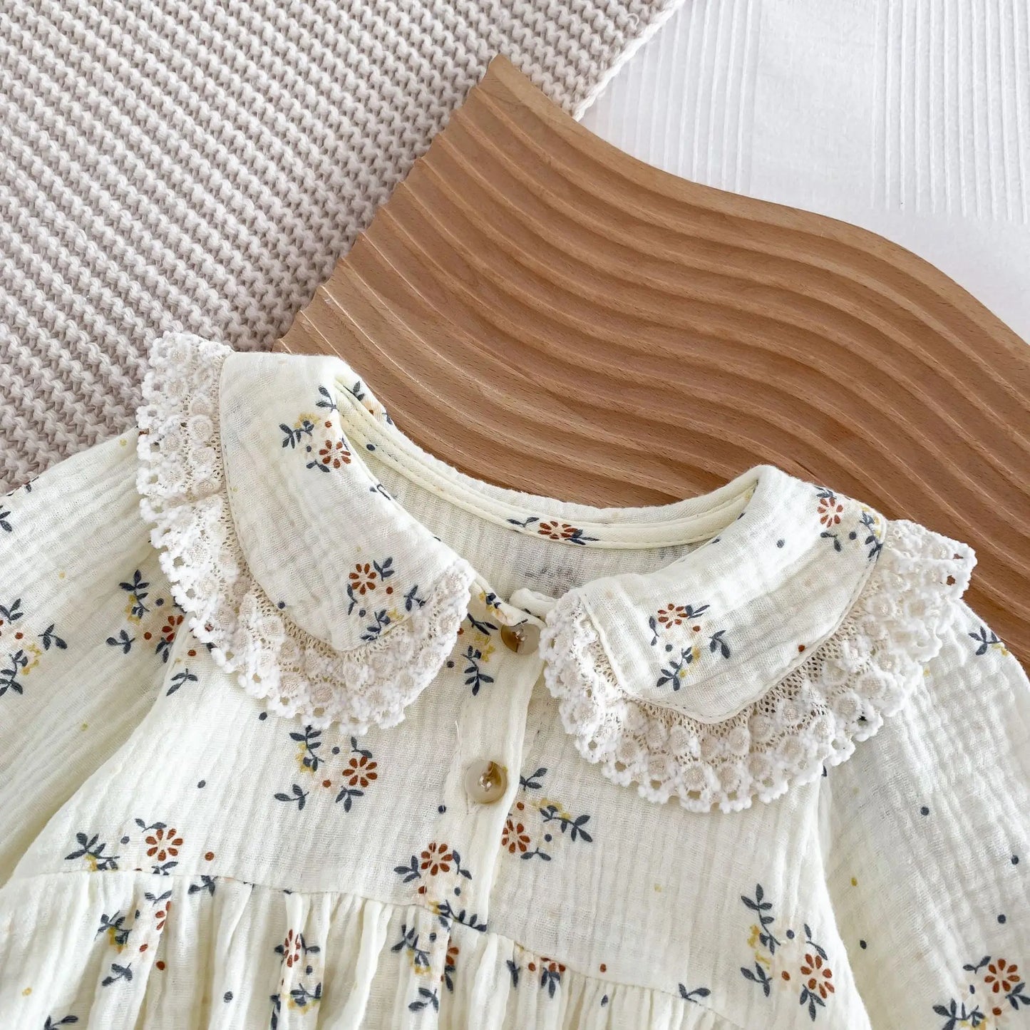2025 primavera recién nacido bebé niñas mameluco + sombrero 2 uds solapa peleles florales niños moda ropa de bebé recién nacido niña mono