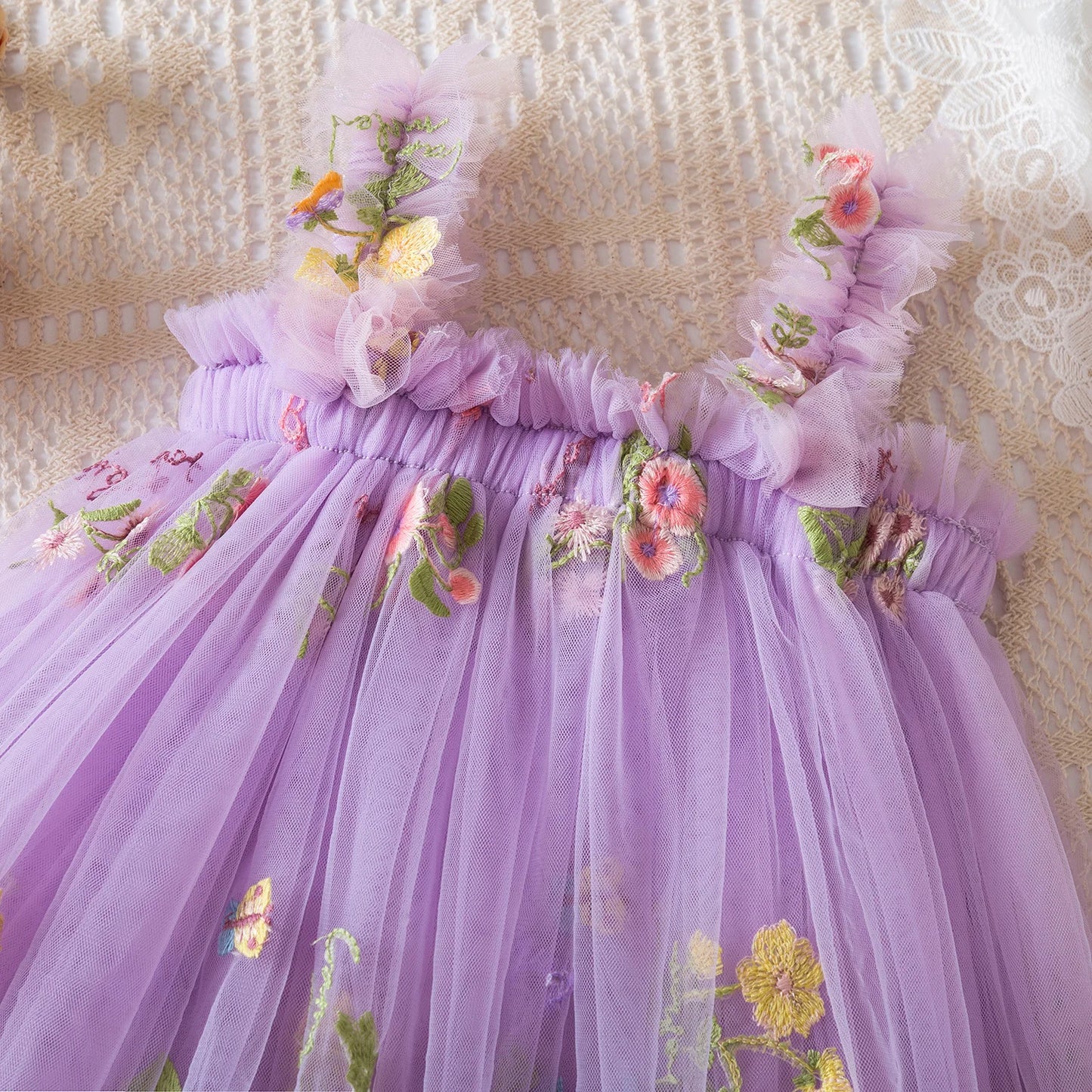 Vestido de verano para niñas pequeñas, tutú de malla hinchado, vestido con tirantes y bordado Floral de princesa, ropa de fiesta de cumpleaños para niñas pequeñas