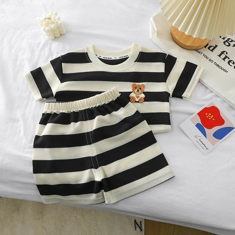 Ropa para niños, traje de manga corta para niños, Top a rayas + Pantalones cortos, camiseta de 2 piezas, ropa de verano para bebés, ropa para niños y niñas