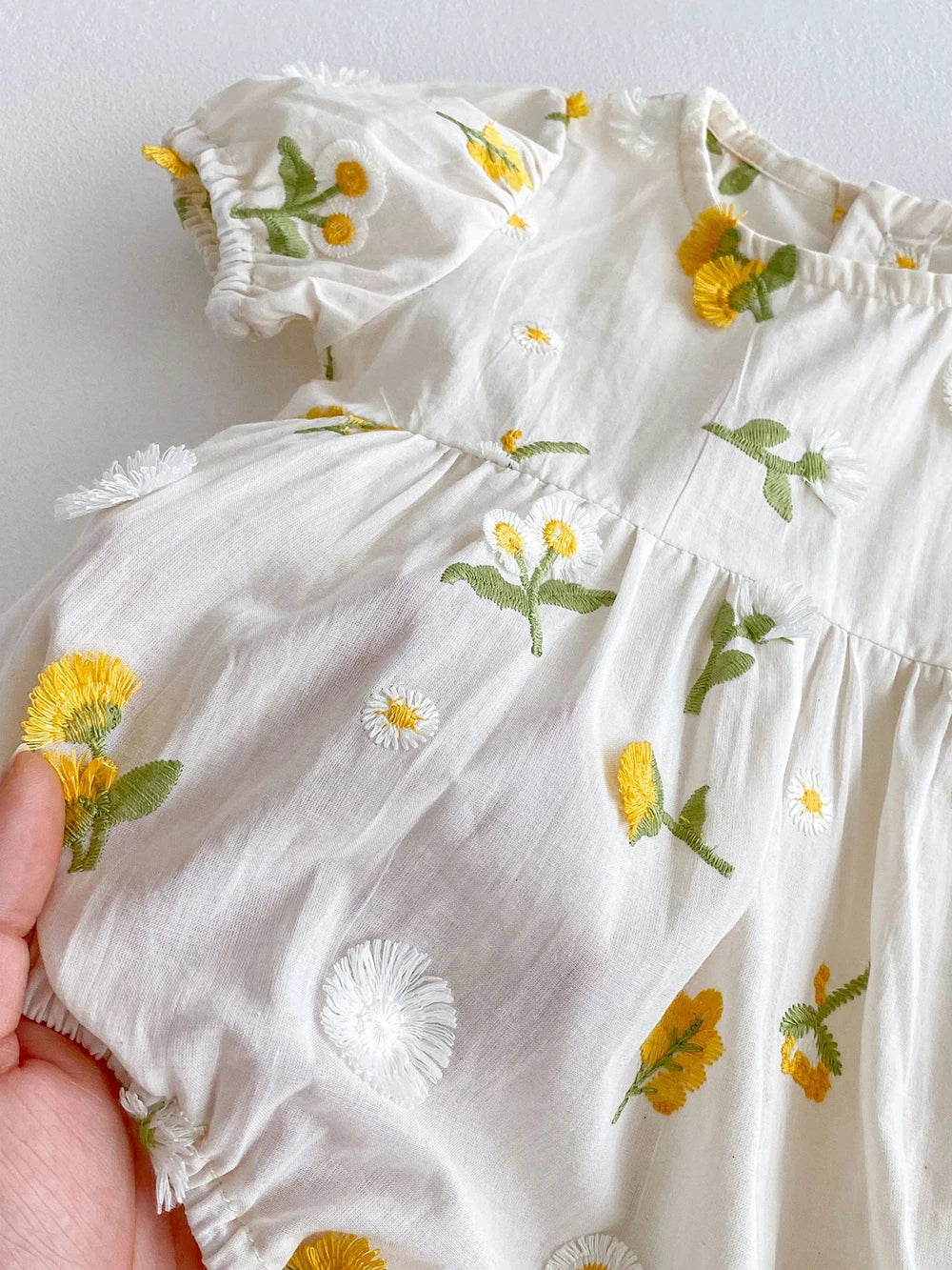 Pastoral niñas bebé bordado Floral mameluco de manga corta girasol mono infantil niño recién nacido ropa de bebé de una pieza