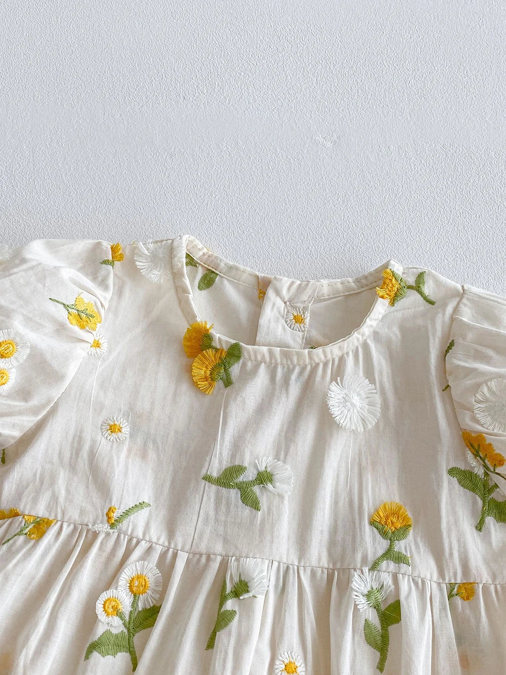 Pastoral niñas bebé bordado Floral mameluco de manga corta girasol mono infantil niño recién nacido ropa de bebé de una pieza