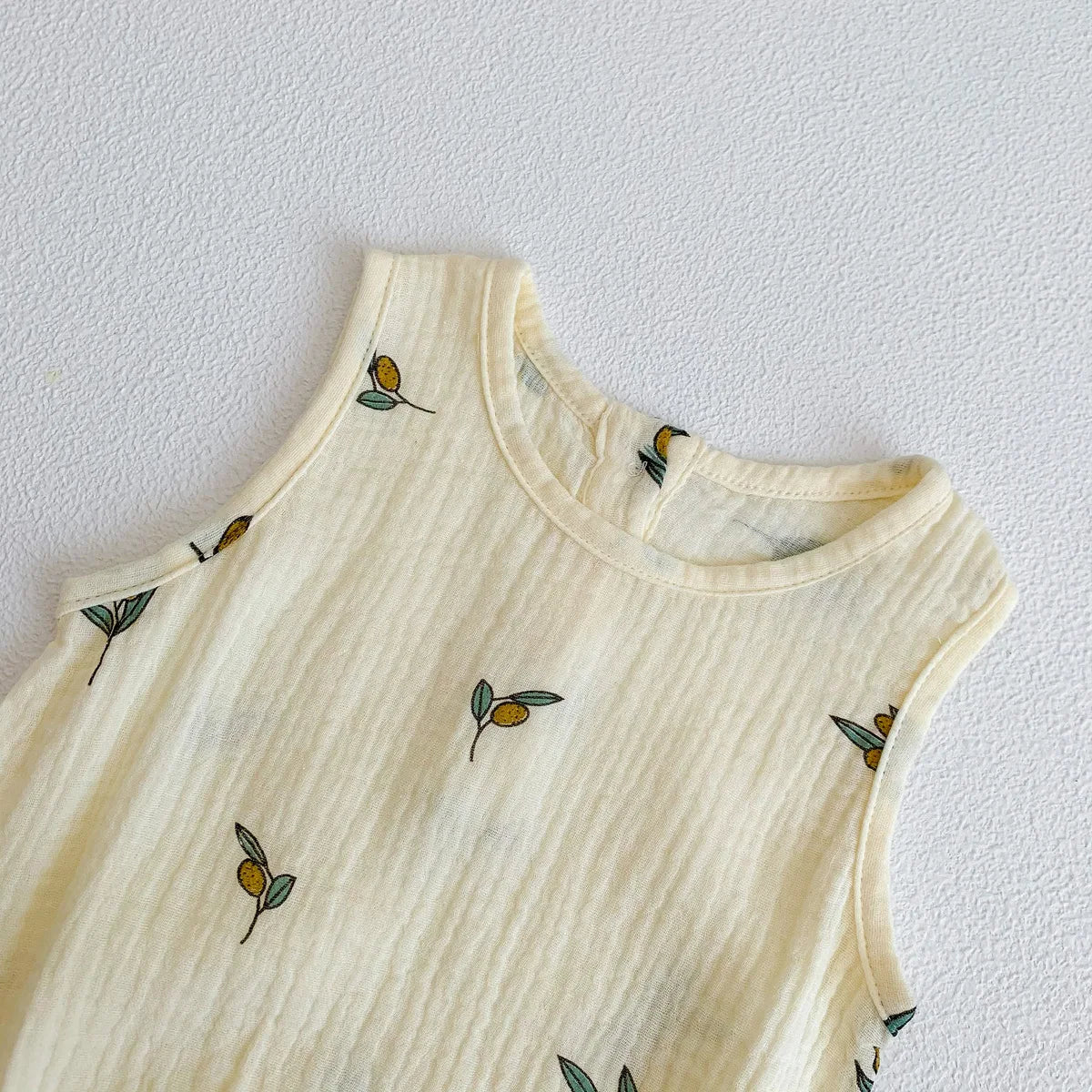 2023 nuevo en verano, trajes de algodón de tela arrugada para bebés recién nacidos, monos informales para niños, monos para niños pequeños