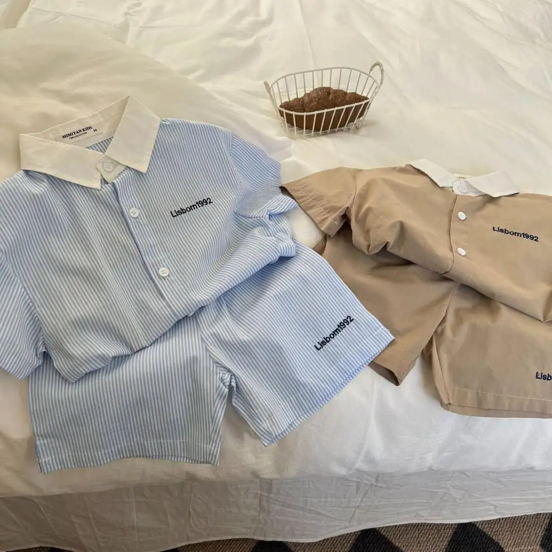 Conjunto de ropa de verano para niños y niñas, Top de manga corta informal, pantalones cortos, trajes de bebé para dos niños