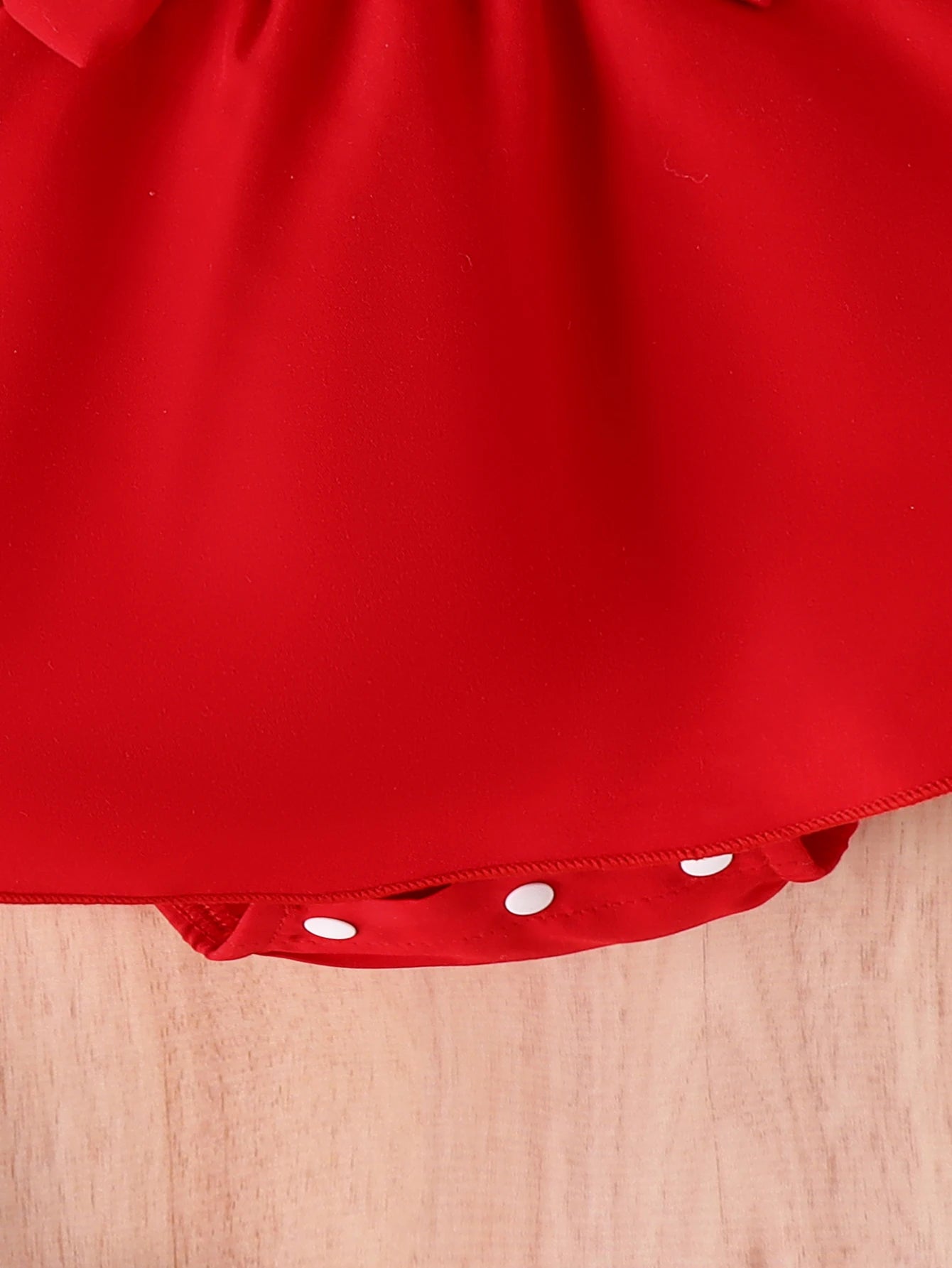 Verano 0-1 año de edad bebé moda tendencia lindo cómodo suave personalidad fresa vestido de una pieza patrón tridimensional