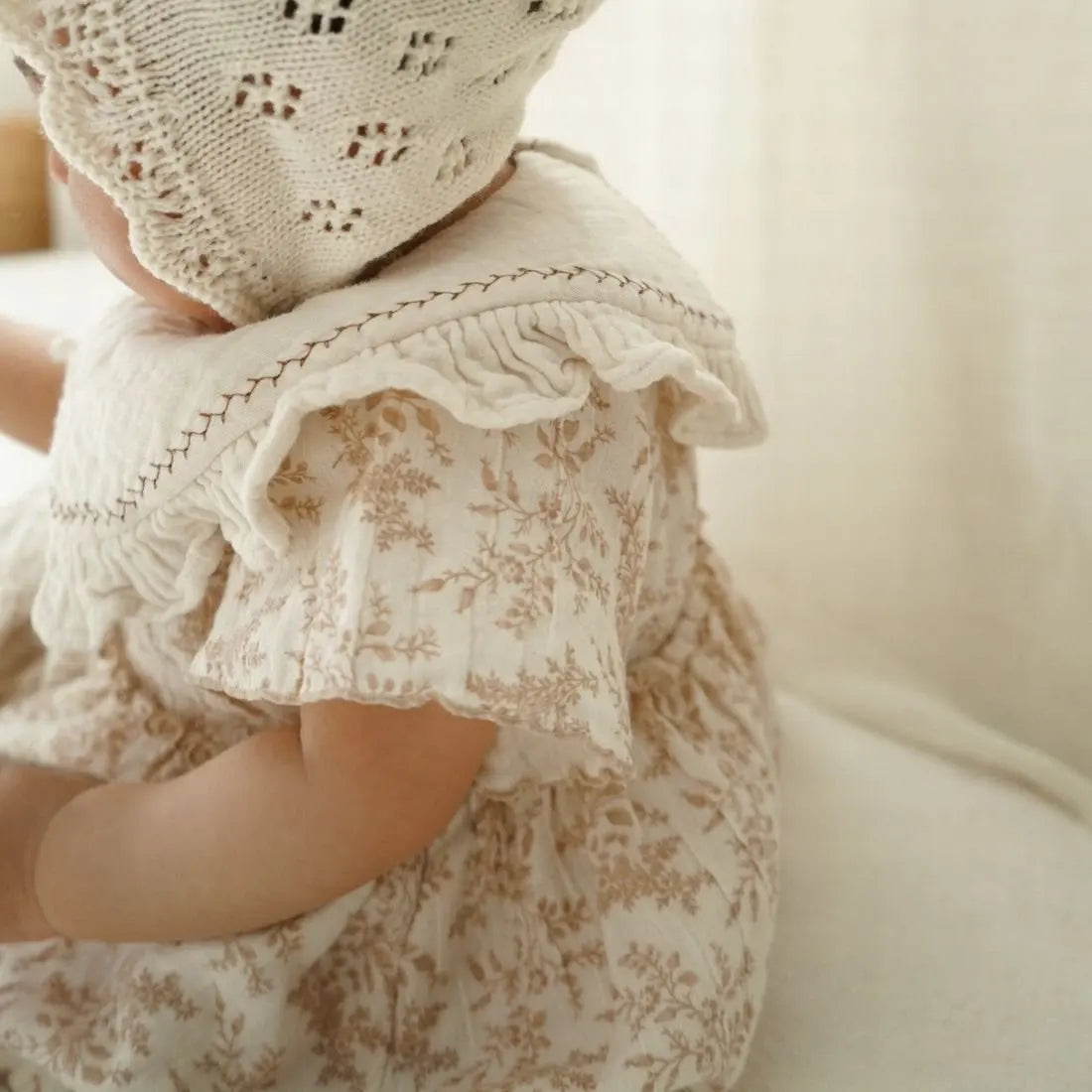 Body Floral para niña, ropa de bebé, novedad de verano, pelele pequeño con mangas voladoras, vestido para recién nacido, mono de una pieza