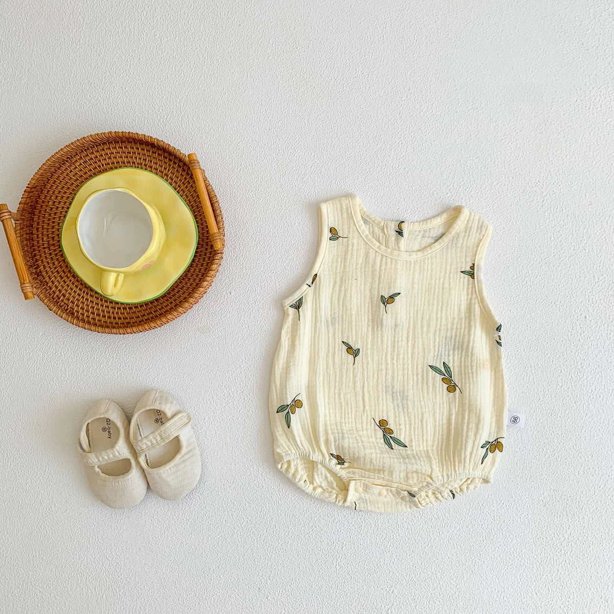 2023 nuevo en verano, trajes de algodón de tela arrugada para bebés recién nacidos, monos informales para niños, monos para niños pequeños