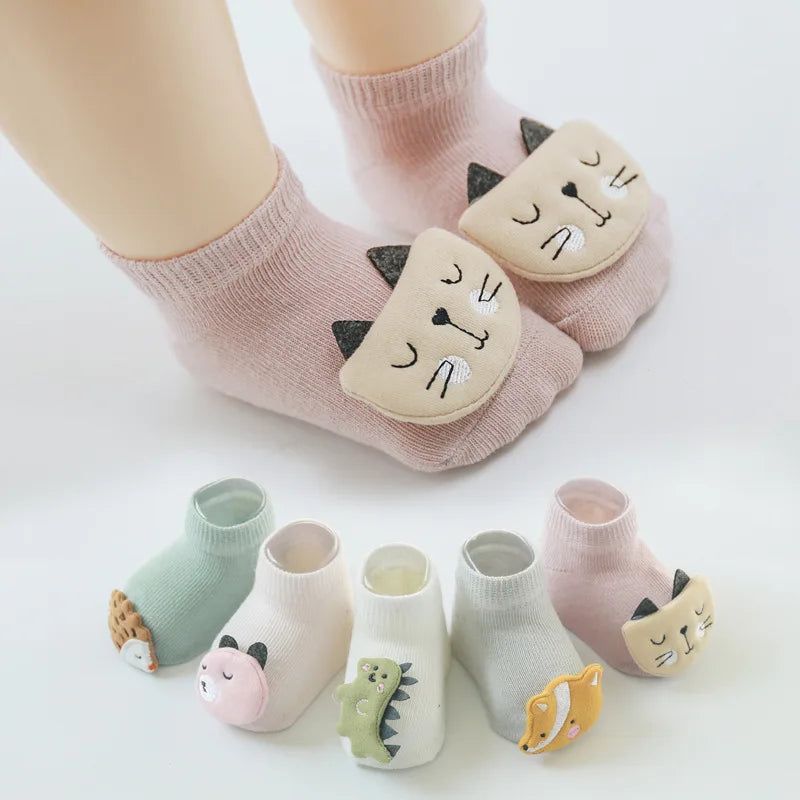 Calcetines bonitos para bebé, niño y niña, dinosaurio/zorro para recién nacido, material barato, calcetines antideslizantes para bebés de 0 a 3 años