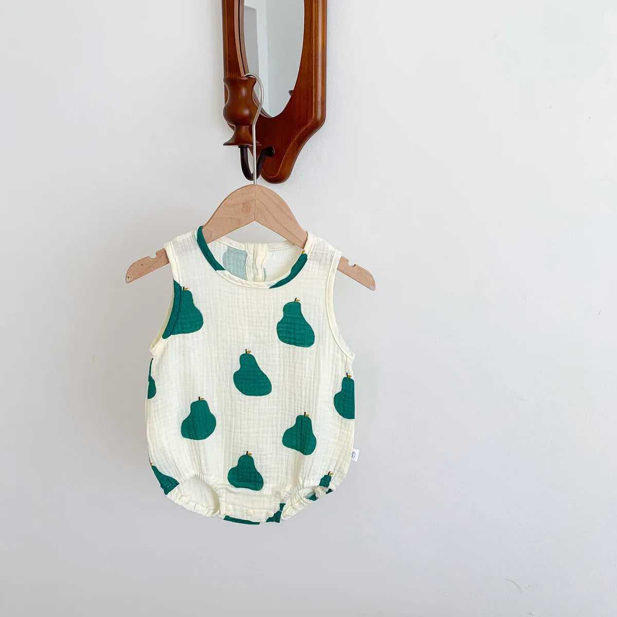 2023 nuevo en verano, trajes de algodón de tela arrugada para bebés recién nacidos, monos informales para niños, monos para niños pequeños