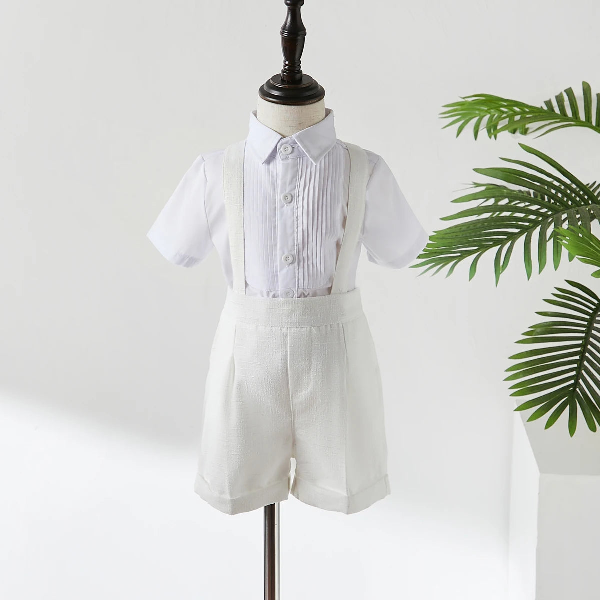 Trajes blancos para niños, vestido Formal de fiesta de bautismo a la moda, chaleco, chal, pantalones cortos, sombrero, conjuntos de 4 Uds., conjunto de ropa de Boutique de cumpleaños para niños