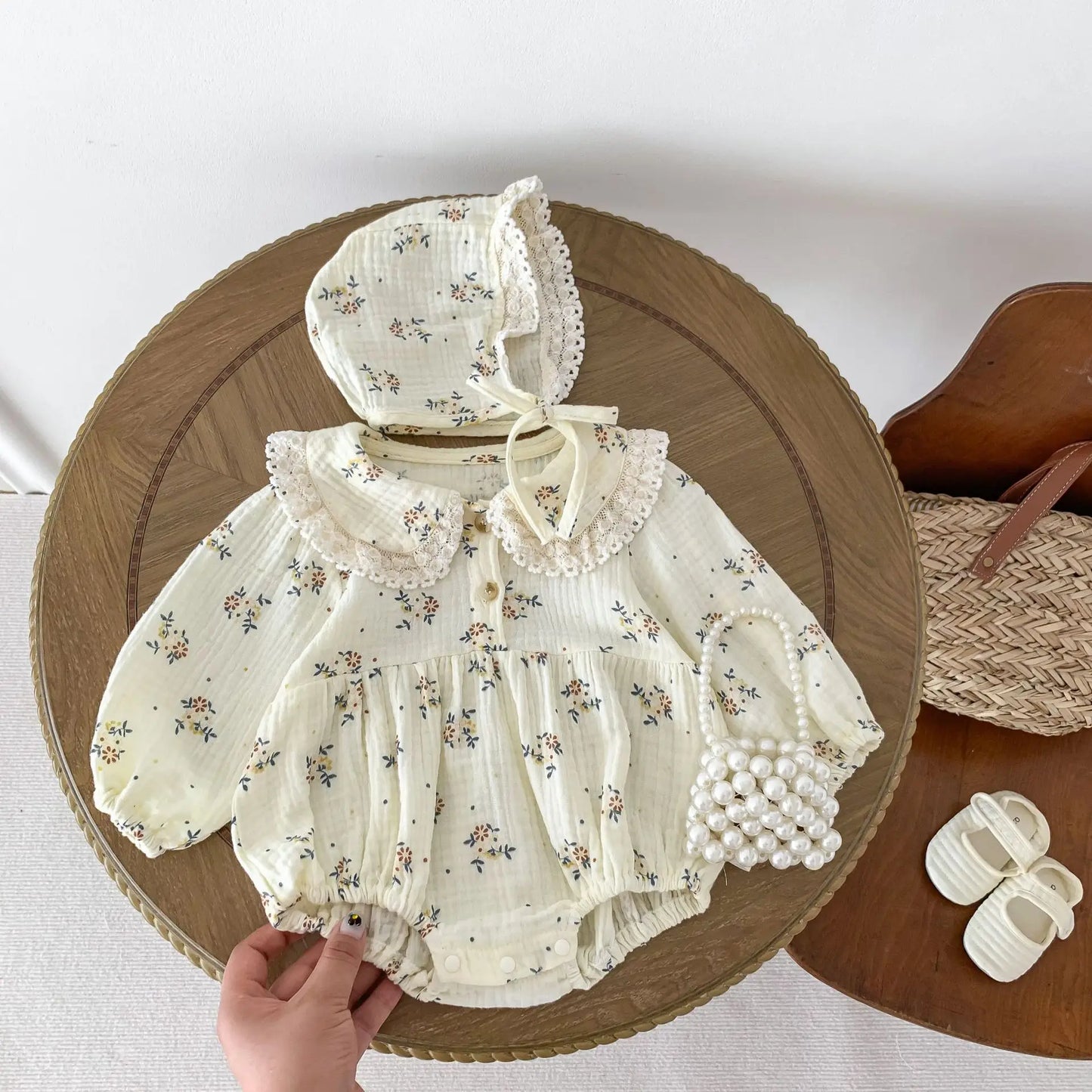 2025 primavera recién nacido bebé niñas mameluco + sombrero 2 uds solapa peleles florales niños moda ropa de bebé recién nacido niña mono