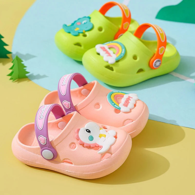 Zapatillas de baño para chico, sandalias de dinosaurio de dibujos animados, sandalias de verano para niño y niña, zapatillas antideslizantes de plástico suave para jardín