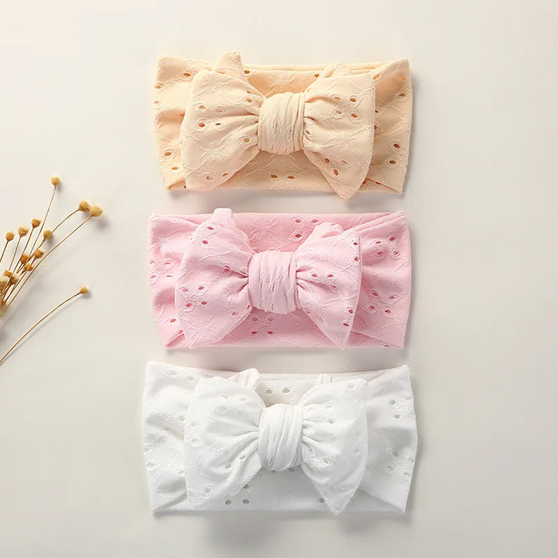 Banda para el pelo para bebé recién nacido, diadema de lazo elástico con agujero hueco de encaje bordado, accesorios para fotos, regalo de cumpleaños