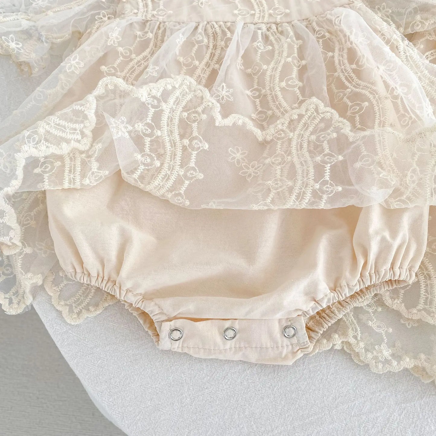 Nuevo vestido de hermanas para niñas pequeñas, vestidos de princesa de encaje, traje de verano para niñas, ropa infantil de algodón para hermanas gemelas