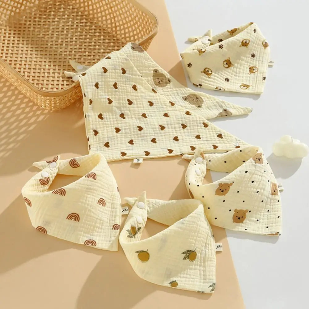 Baberos de muselina estampados para bebé, paños de algodón con botón a presión, toalla de Saliva con volantes suaves