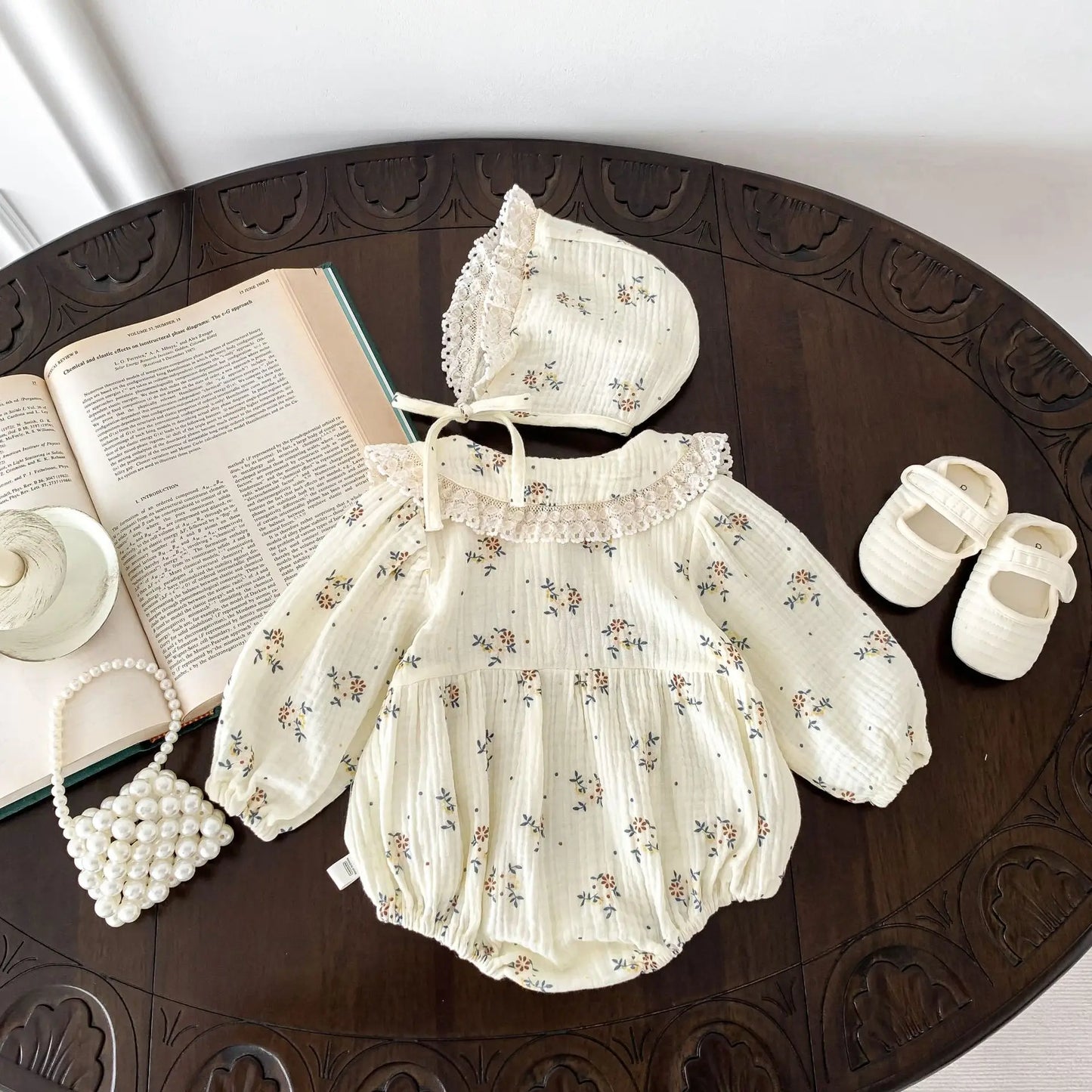 2025 primavera recién nacido bebé niñas mameluco + sombrero 2 uds solapa peleles florales niños moda ropa de bebé recién nacido niña mono