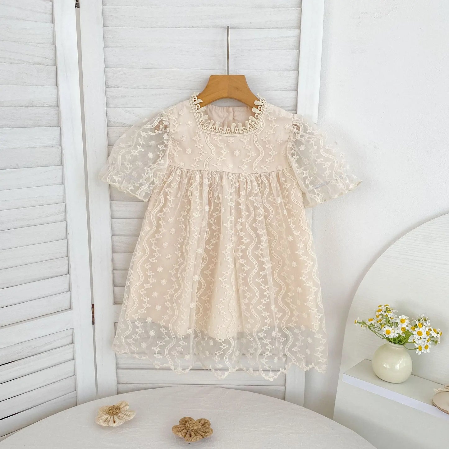 Nuevo vestido de hermanas para niñas pequeñas, vestidos de princesa de encaje, traje de verano para niñas, ropa infantil de algodón para hermanas gemelas
