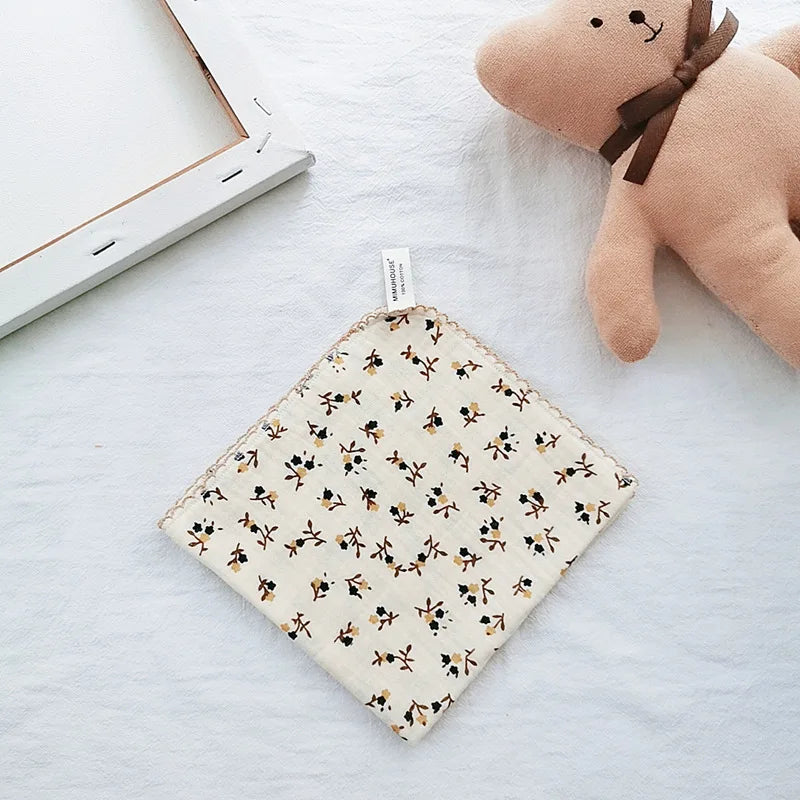 Toalla de algodón para la cara del bebé, artículos para bebé recién nacido, Baberos de muselina de 4 capas para bebé, pañuelo, toalla suave para Saliva, paños triangulares para alimentación y eructar