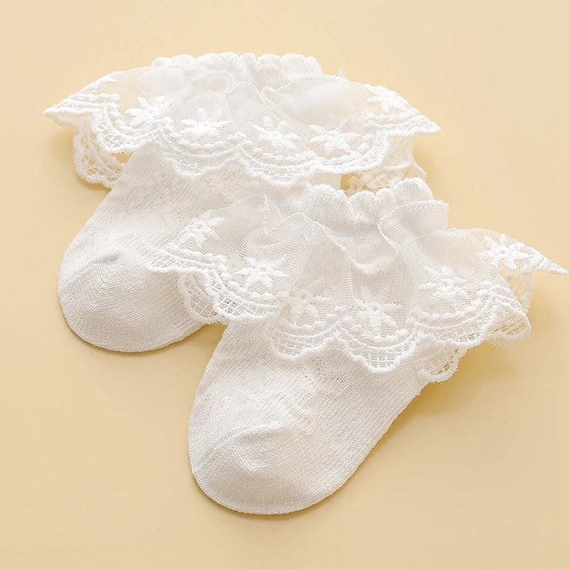 Calcetines florales de encaje de princesa para bebé, calcetines antideslizantes con volantes blancos bonitos para niñas pequeñas, calcetines de baile para niños, calcetines informales para pies infantiles