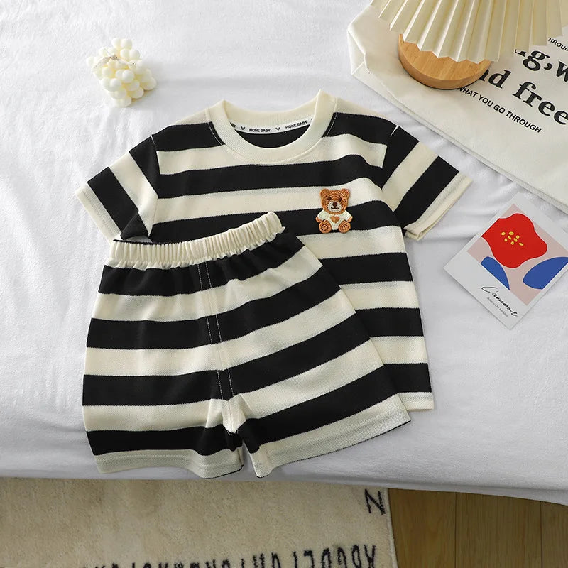 Ropa para niños, traje de manga corta para niños, Top a rayas + Pantalones cortos, camiseta de 2 piezas, ropa de verano para bebés, ropa para niños y niñas
