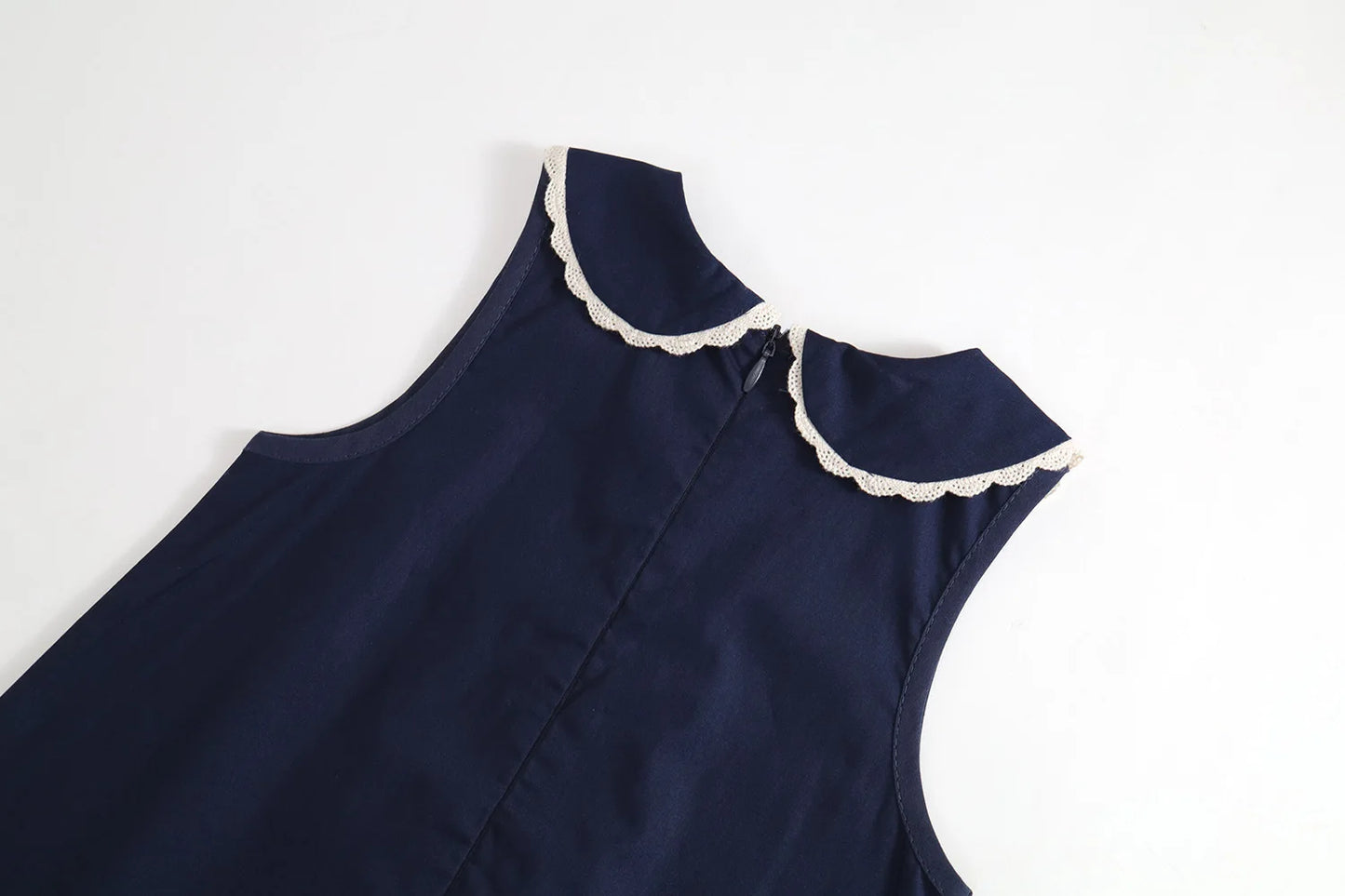 Vestido de retazos de encaje para niños verano 2025 nueva falda de chaleco sin mangas de encaje de estilo Retro para niñas