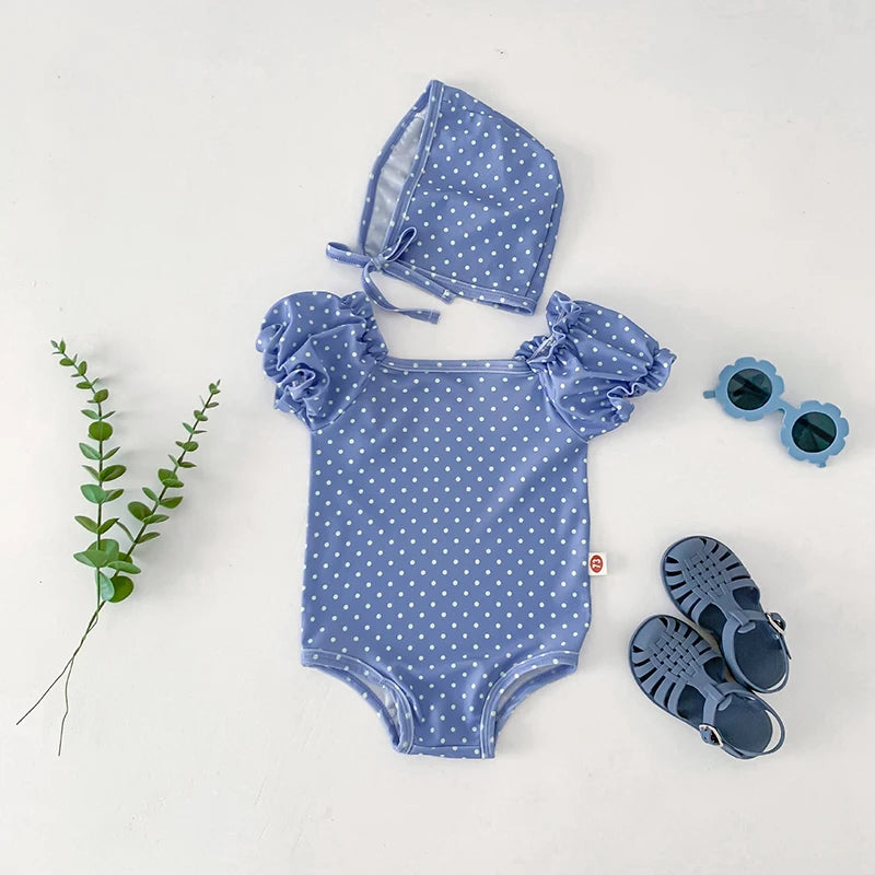 Bañador con gorro de baño para bebé, traje de baño de una pieza con estampado de corazón para niña, ropa de playa para niño pequeño